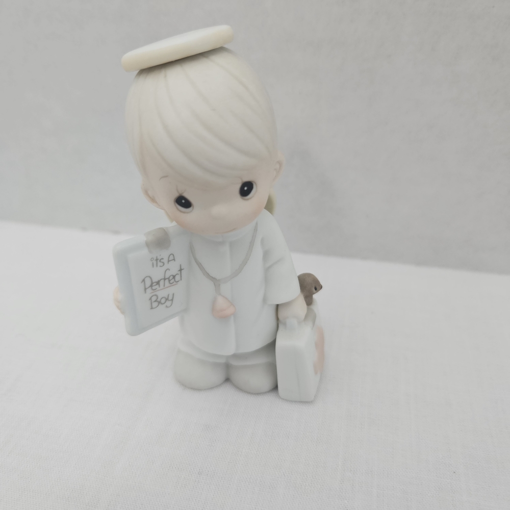 Precious Moments Figurine It's A Perfect Boy Figurine #E-0512 IN BOX